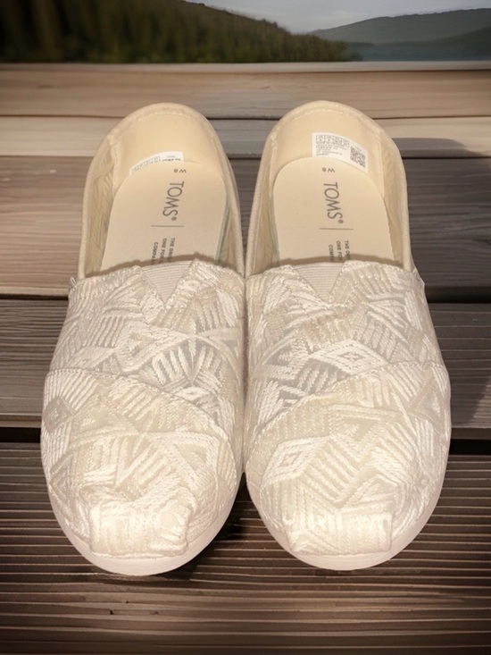 Toms Shoes - TOMS Alpargata CloudBound Natural Lace Size 8 slip on